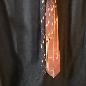 Ralph Marlin tie